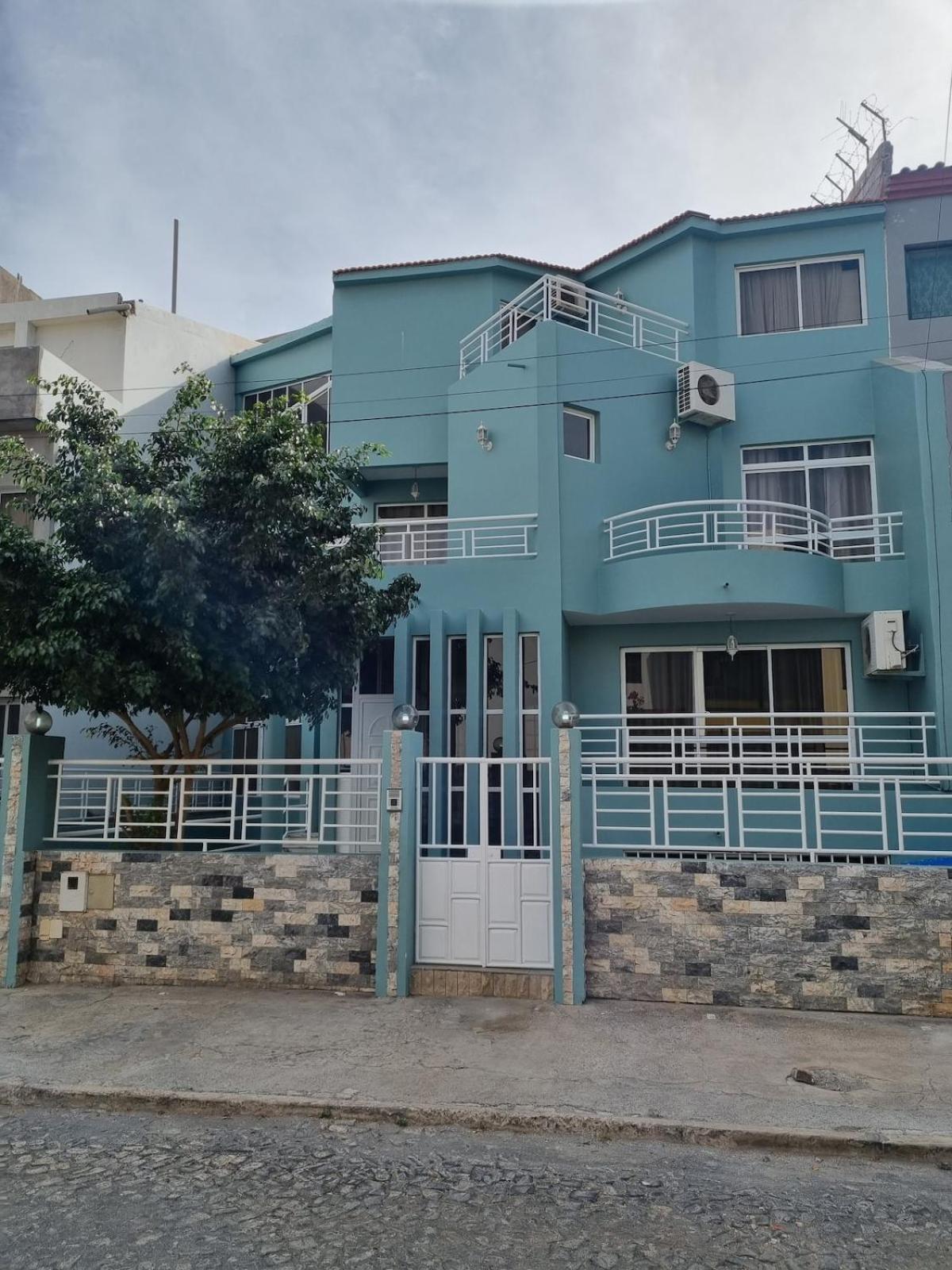 Praia Guest House Екстер'єр фото